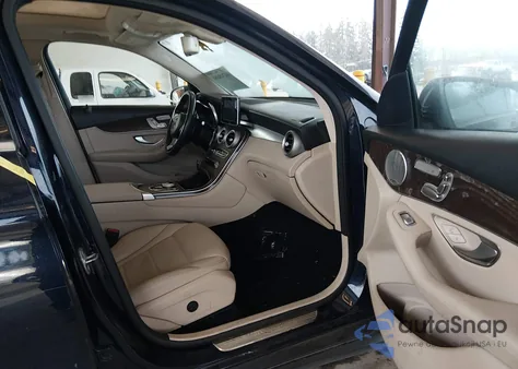 2019 Mercedes-Benz Glc 350E 4Matic z USA, uszkodzony, nr VIN WDC0G5EB5KF517033